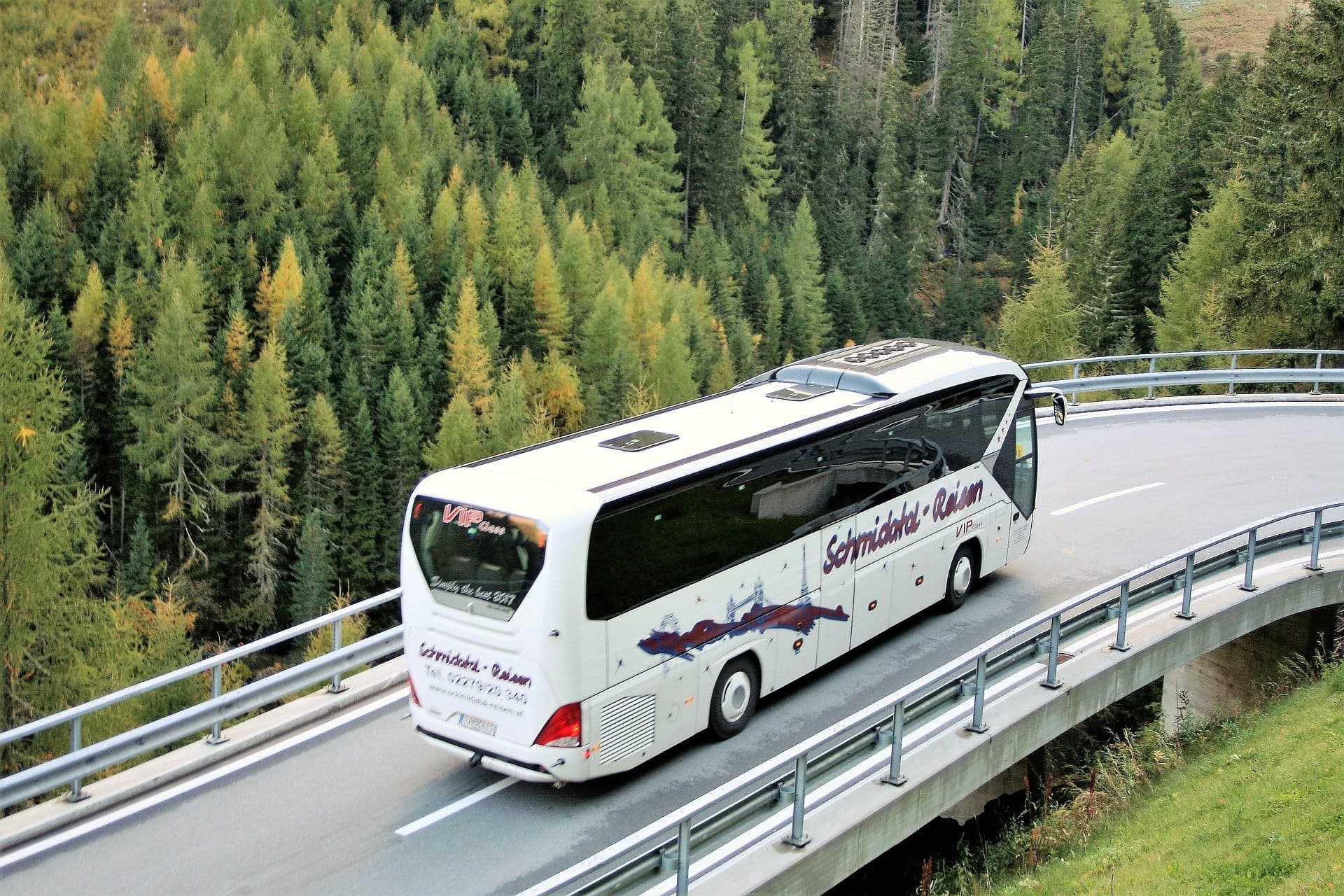 Eine Busreise eignet sich für jedermann